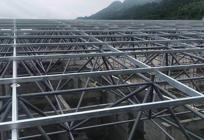 驻马店贵州仁怀冠英学校艺体楼网架